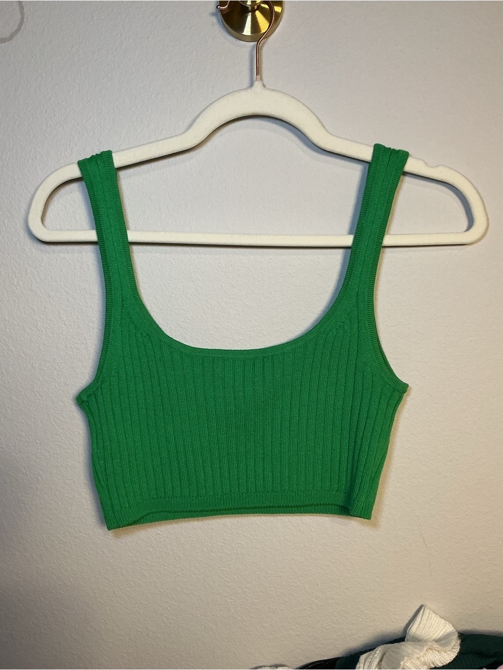 Wilfred Green Ribbed Crop Tank Top - Women - Picture 6 of 7